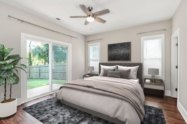 Building Photo - Newer Build Single Family in Washington Heights!