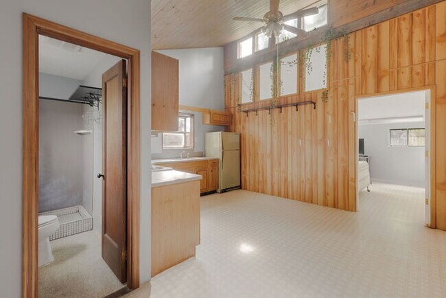 Building Photo - FOUR BEDROOM CHARMER WITH ADU IN CASTLE ROCK
