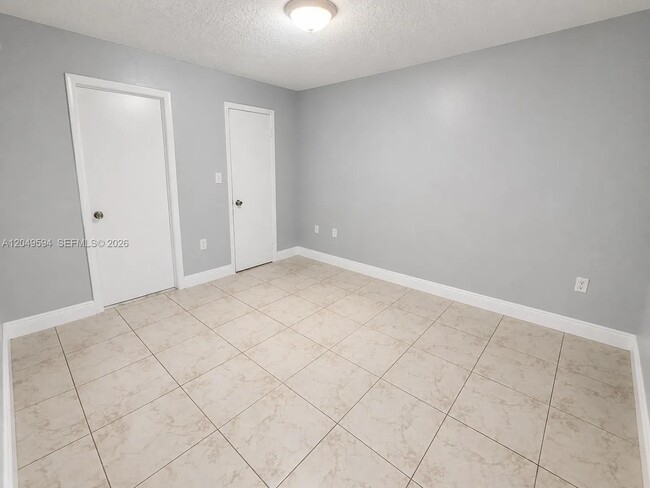 Building Photo - 15560 SW 104th Terrace