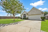 Building Photo - Spacious 3/2 with an Office in Winfield Lakes!