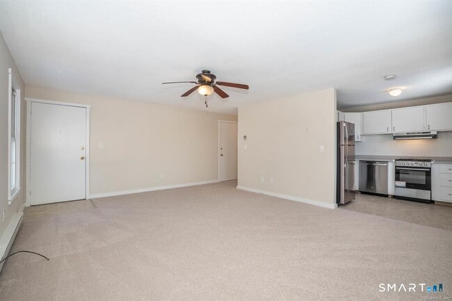 Building Photo - 239 Old Farms Rd