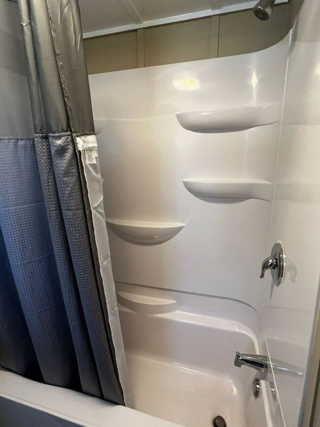 Building Photo - 11249 Orange Rd