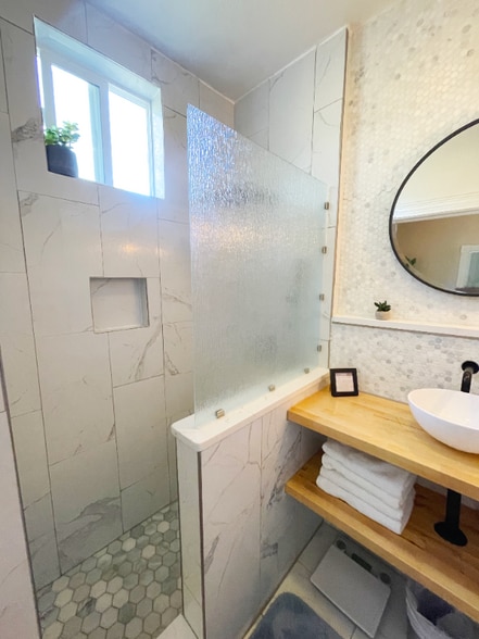 Building Photo - 331 State St