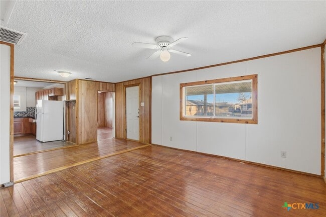 Building Photo - 204 Salinas Rd