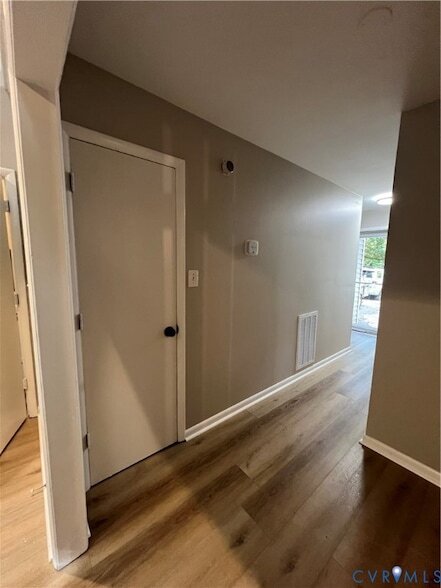 Building Photo - 1838 Ferncreek Pl