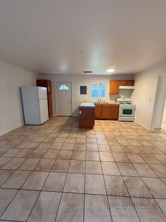 Building Photo - 2814 16th St