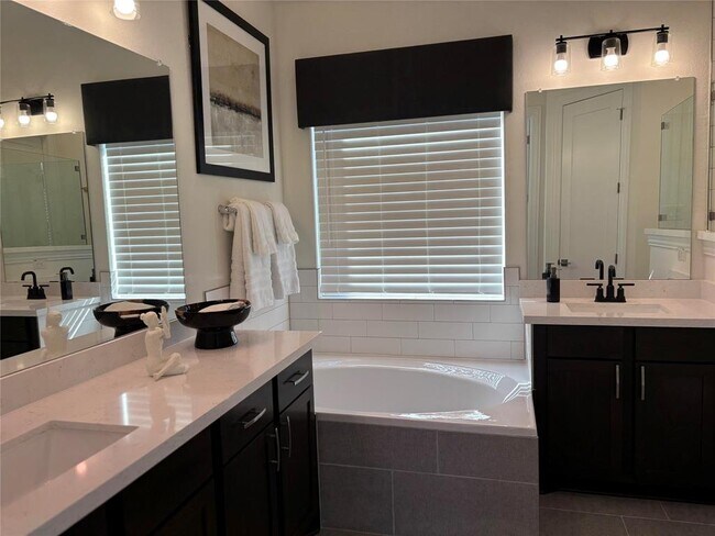 Building Photo - 107 Smokebush Trail