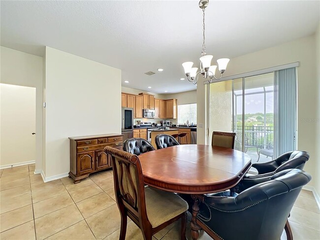 Building Photo - 2826 Oakville Pl