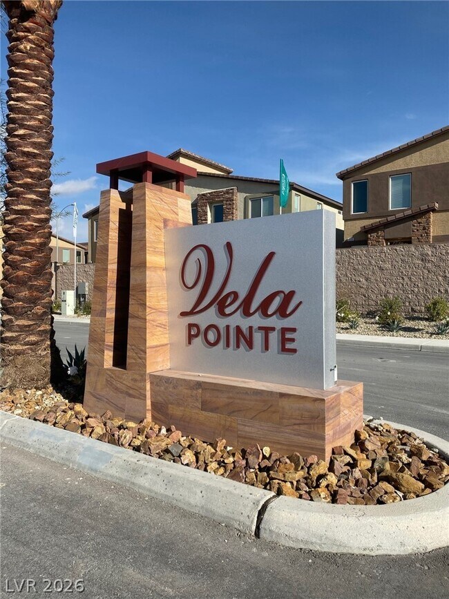 Building Photo - 7312 Halo Falls St