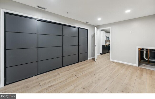 Building Photo - 7006 Friendship Rd