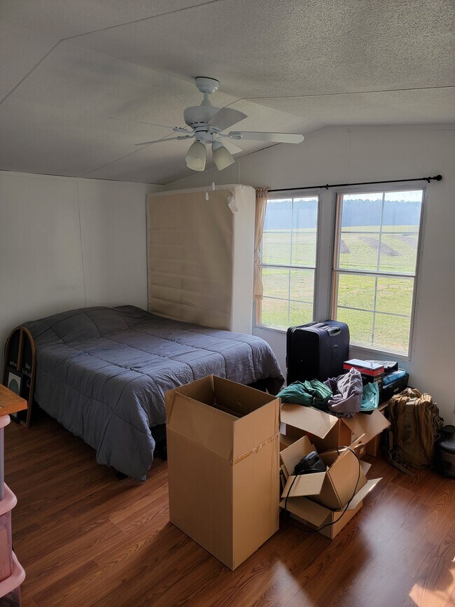 Building Photo - 3114 Dairyland Rd