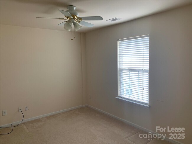 Building Photo - 11163 Saintsbury Pl