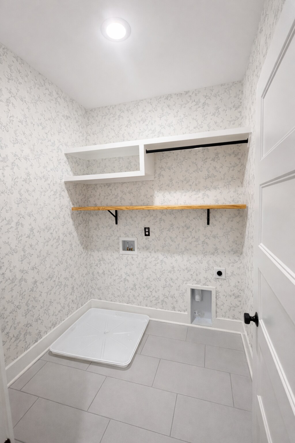 Building Photo - 2022 Maple Vw Ln