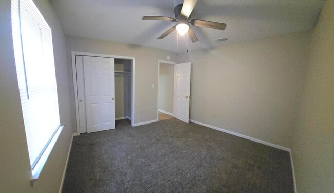 Building Photo - 309 Somerset Dr