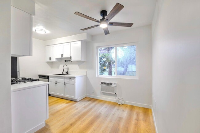 Building Photo - 6828 Fulton Ave