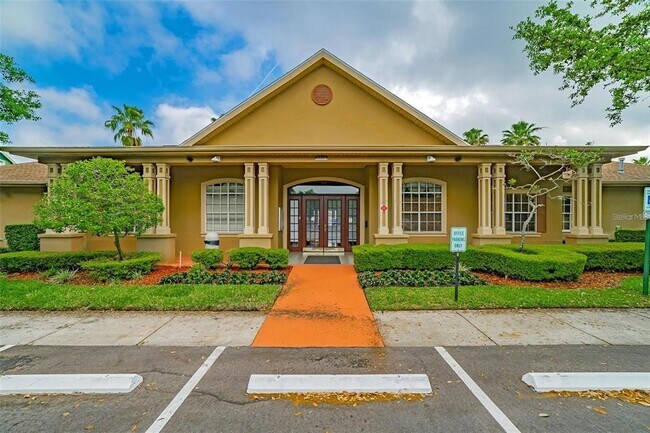 Building Photo - 9028 Lake Chase Island Way