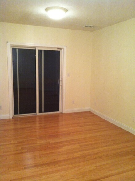 Building Photo - 111 W 8th St