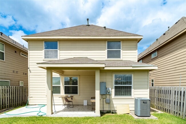 Building Photo - 7115 Ironwood Forest Dr