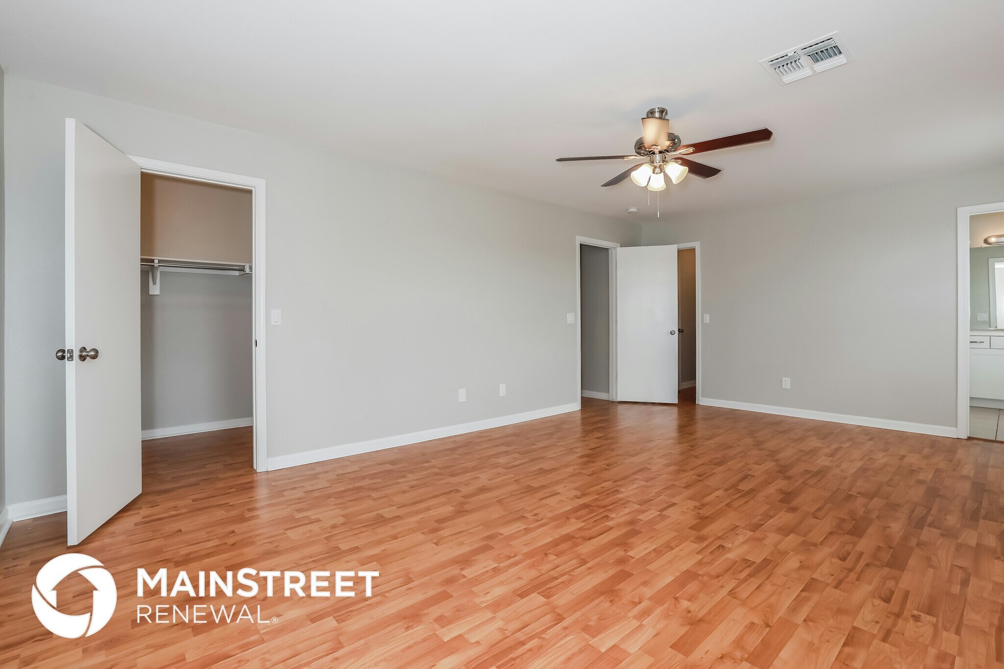 Building Photo - 1566 S Danielson Way