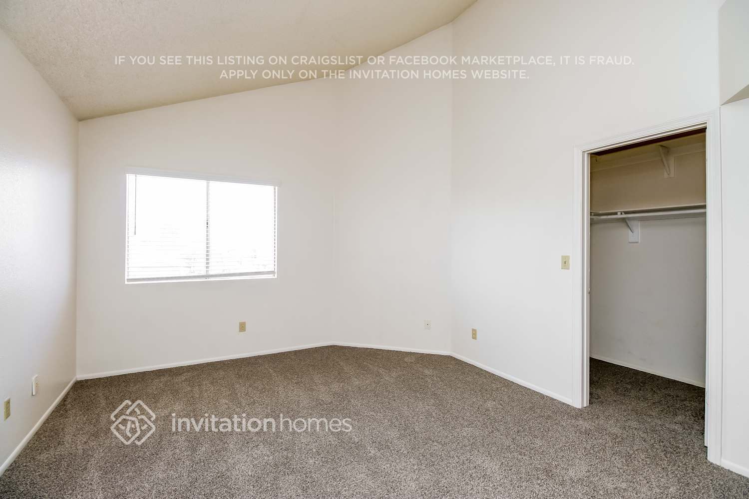 Building Photo - 11339 N 82nd Dr