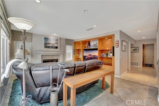 Building Photo - 23941 Frigate Dr