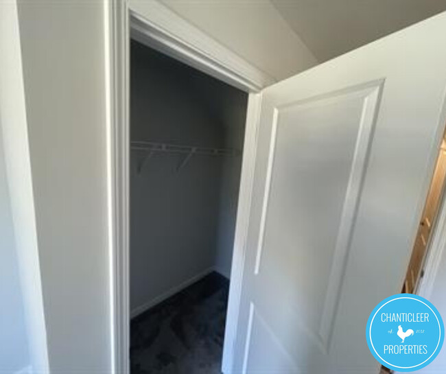 Building Photo - 2713 Chert Ln