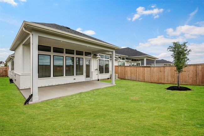 Building Photo - 21747 Zebra Swallowtail Dr