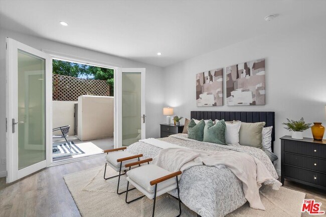 Building Photo - 1650 Veteran Ave