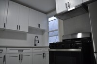 Building Photo - 106 Shrewsbury Ave