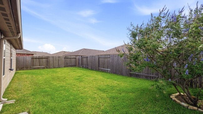 Building Photo - 23611 Eldarica Pine Ct