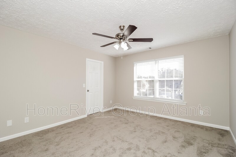 Building Photo - 206 Ilex Dr
