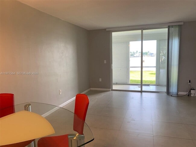 Building Photo - 3010 Marcos Dr