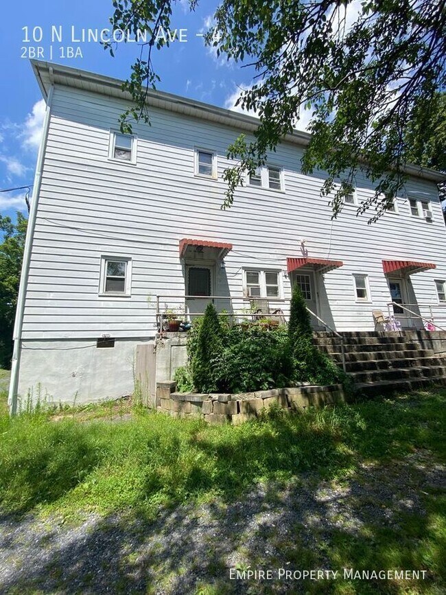 Primary Photo - 10 N Lincoln Ave