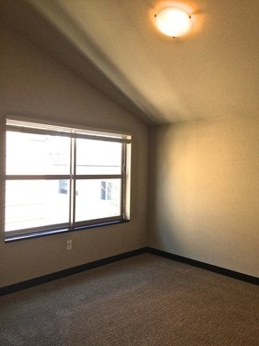 Building Photo - OPEN HOUSE Sunday-Spacious BALLARD TOWNHOUSE!