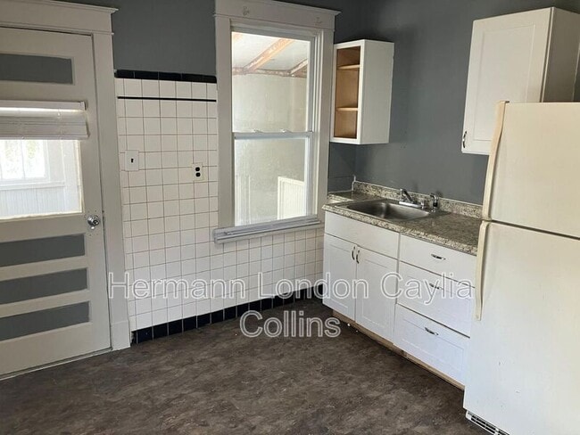 Building Photo - 10234 Toelle Ln