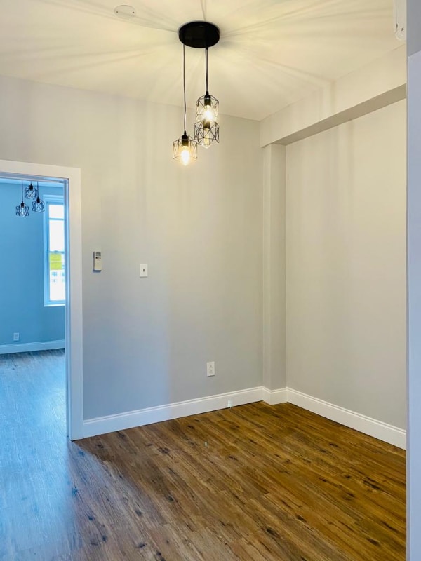 Building Photo - 623 Willow Ave