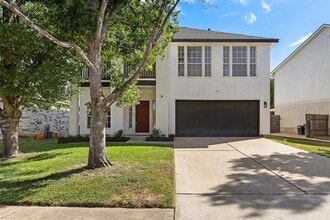 Building Photo - 3817 Tailfeather Dr