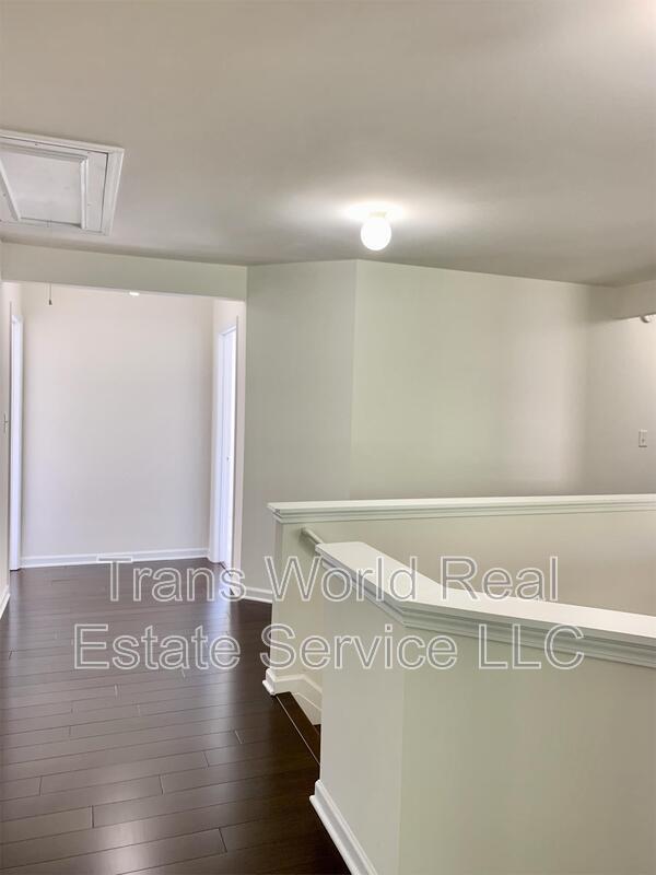 Building Photo - 2202 Jasmine Glen Dr