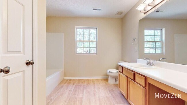 Building Photo - 312 Arbor Greene Dr