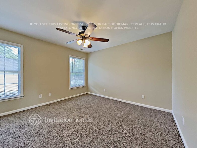 Building Photo - 515 Weatherstone Ct