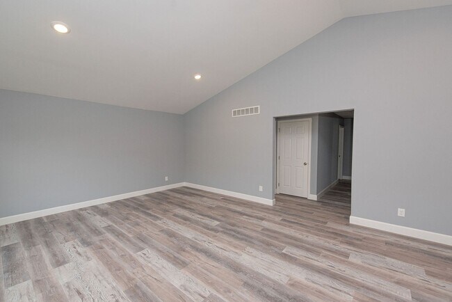 Building Photo - College Hill- New Construction! Stunning 3...