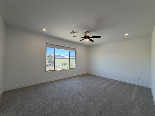 Building Photo - 10138 Daleview St