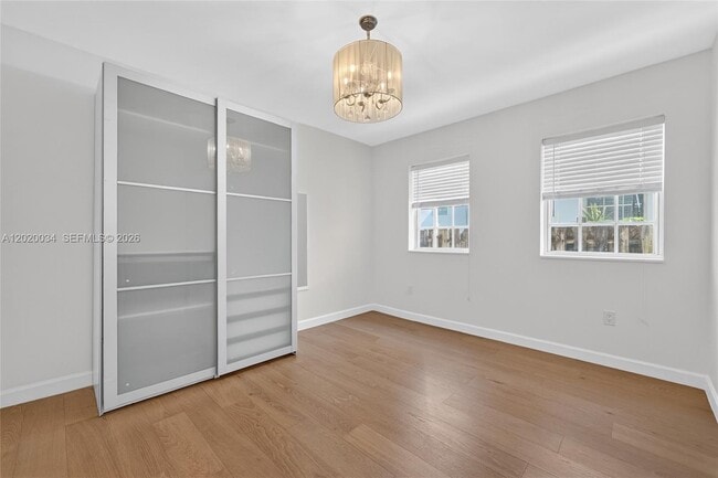 Building Photo - 1242 Drexel Ave