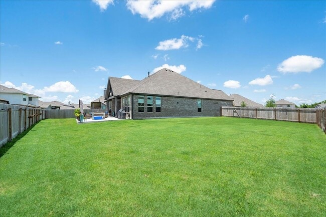 Building Photo - 5713 Fresno Ave