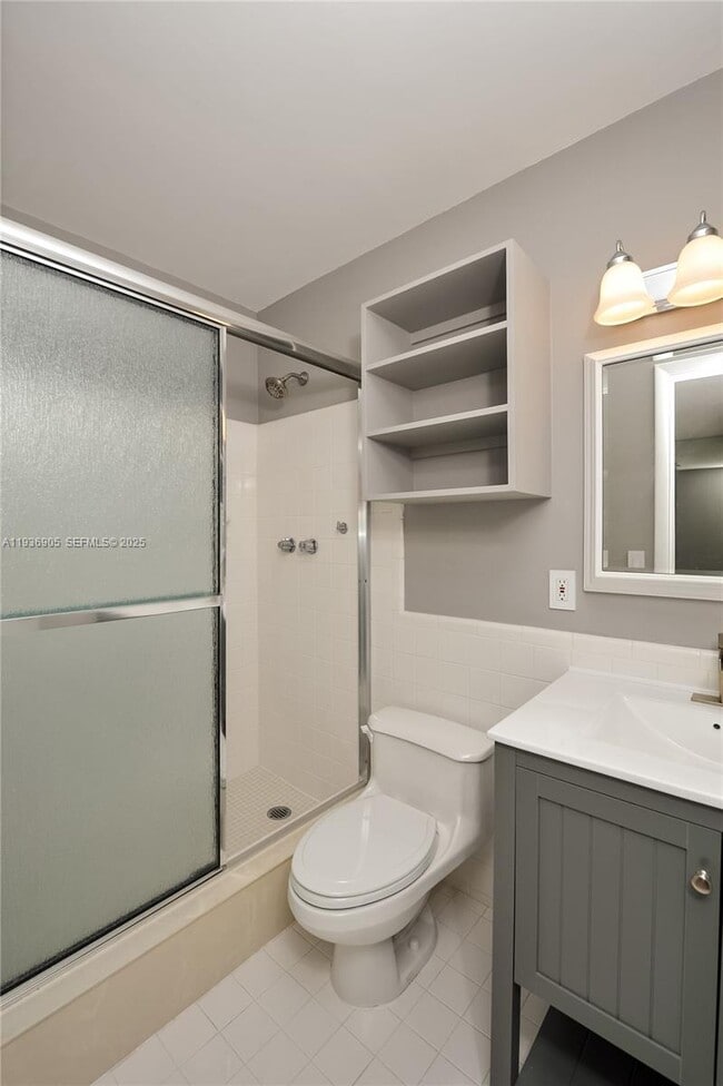 Building Photo - 5400 N Ocean Blvd