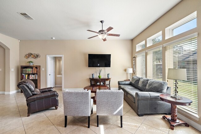 Building Photo - 17119 Kildonan Ct