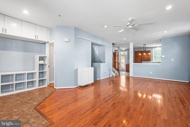 Building Photo - 1538 Long Dr Ct