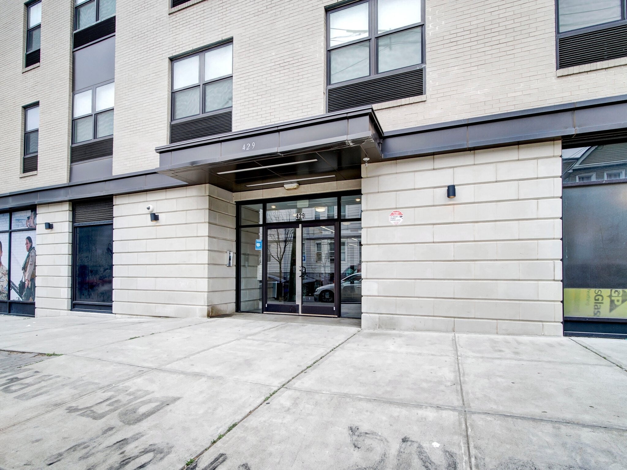 Building Photo - 429 Bergen Ave