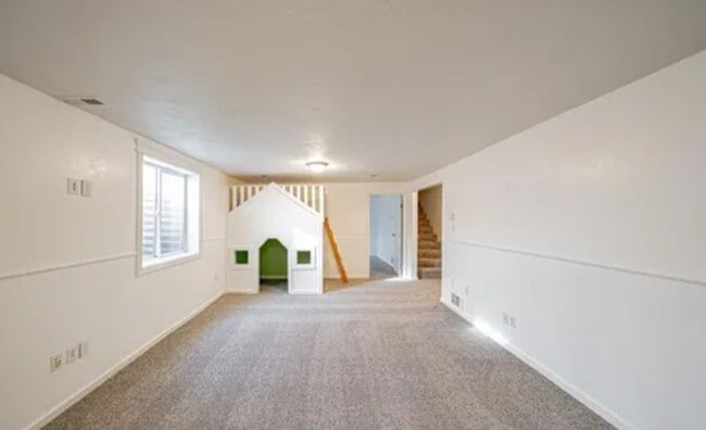 Building Photo - 4125 E Lance