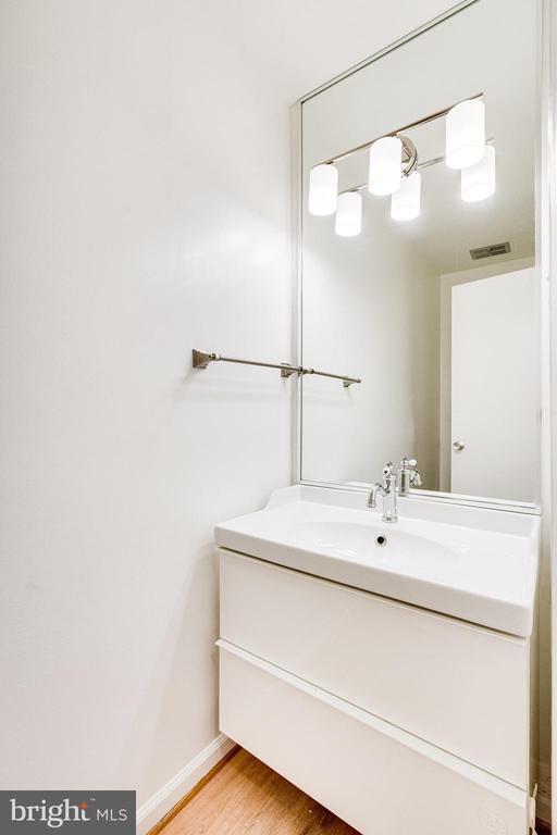 Building Photo - 2186 Golf Course Dr